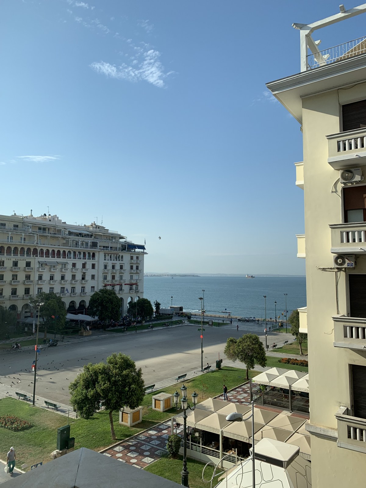 Aristotelous Square opening onto the sea in Thessaloniki